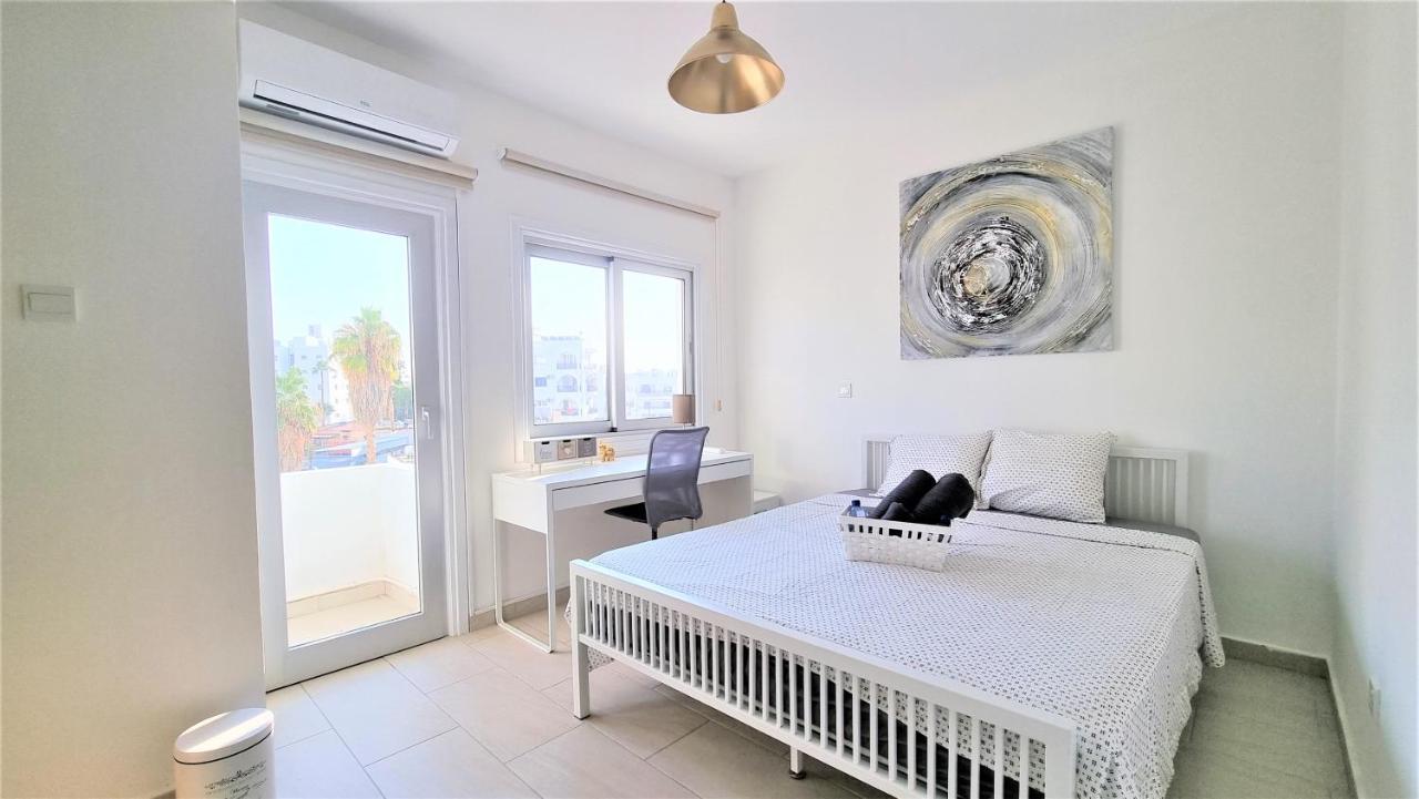 Spacious Lightflooded 2Br Apt / Near Center & Harbour Λάρνακα Εξωτερικό φωτογραφία